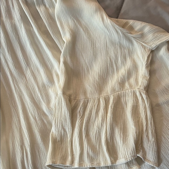Velvet Women's Cream Blouse EUC an Anthropology line - Picture 6 of 8